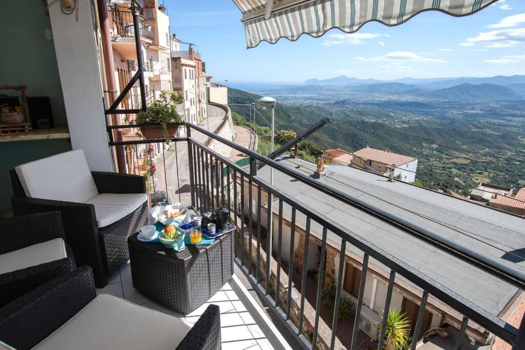Window On The Ogliastra Apartment In Baunei Luaran gambar